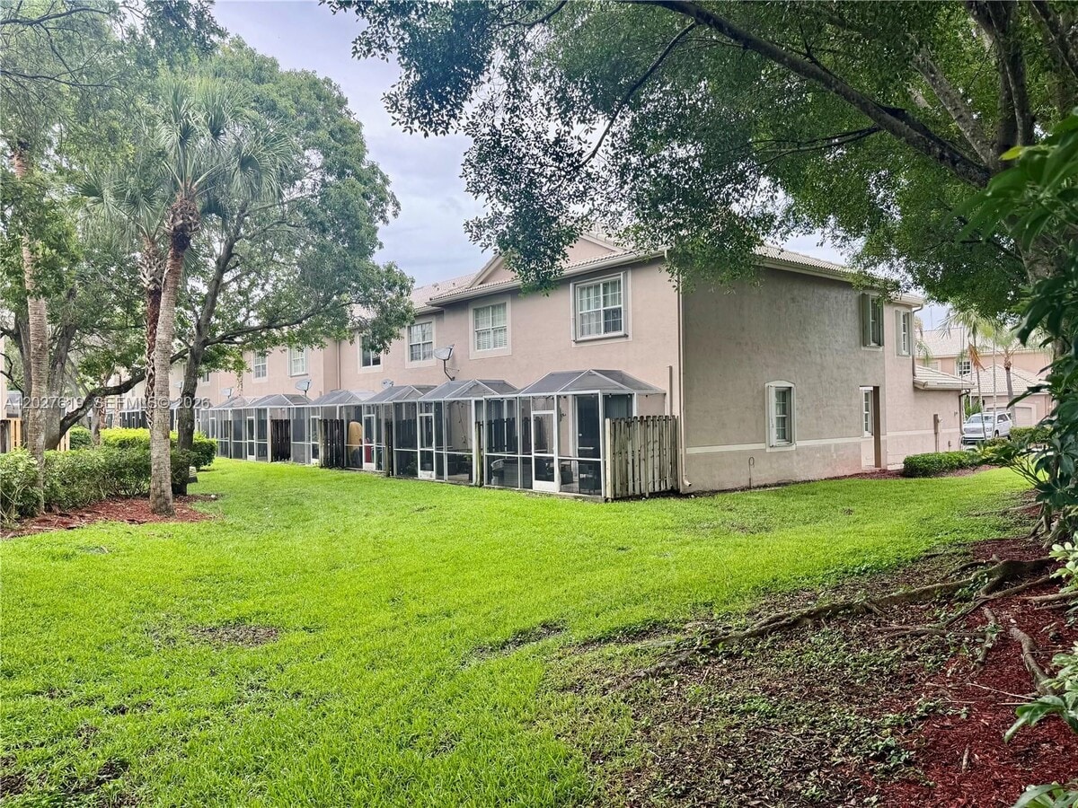 Photo - 1801 Salerno Cir