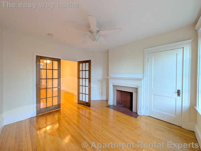 Photo - 331 Harvard St Unidad #11