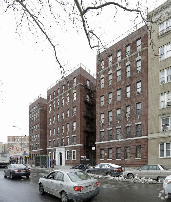 Helen Court Apartments For Rent in Bronx, NY
