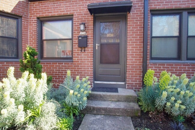 Building Photo - Heart of NW: Charming 1-Bedroom Ready Late... Unit 334 Rental