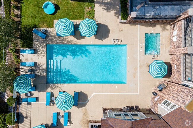 Sterling Pointe