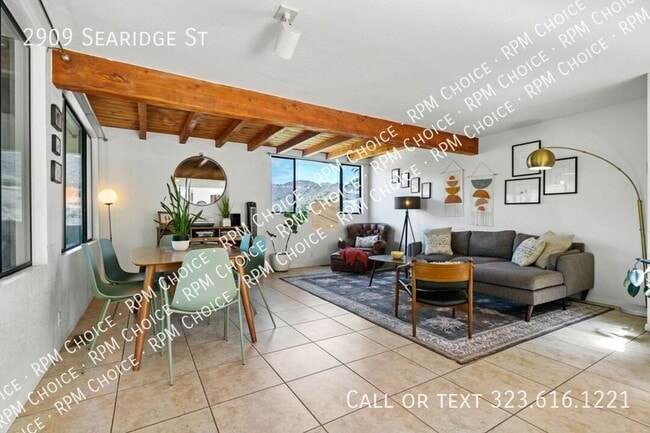 Photo - 2909 Searidge St
