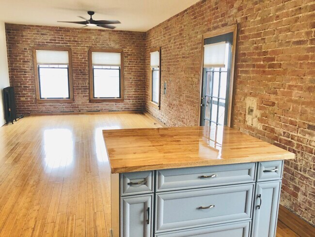 Photo - 2121 James M Wood Blvd Condo Unit 425