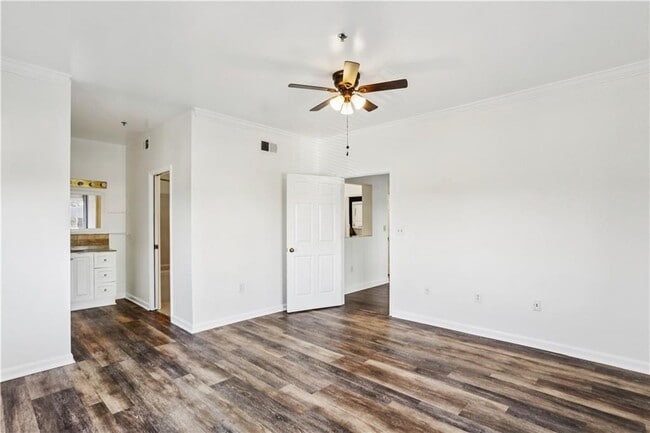 Photo - 2161 Peachtree Rd NE Unit 205