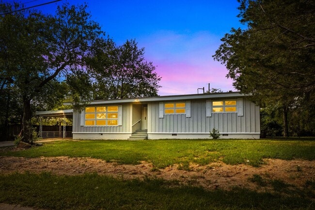 Charming 4 Bedroom, 2 Bathroom house - Charming 4 Bedroom, 2 Bathroom house