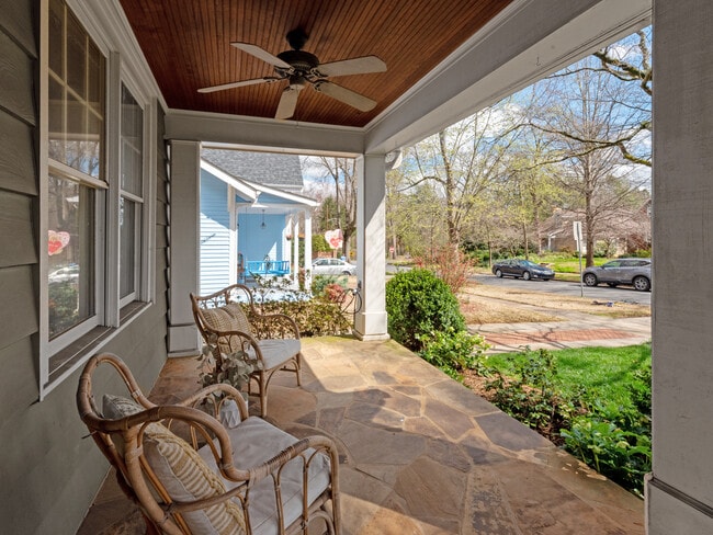 Building Photo - 1614 Park Rd