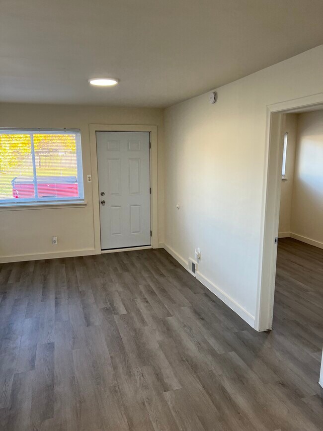 Photo - 49 Hill St Unit 4