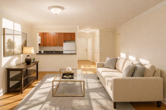 Photo - 350 E 81st St