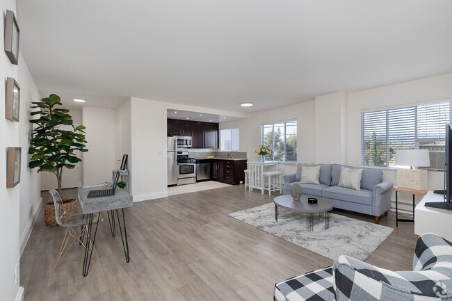 1BR, 1BA - 825SF - Living Room - 10401 Wilshire