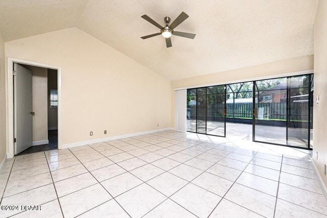 Photo - 4 Baywood Dr