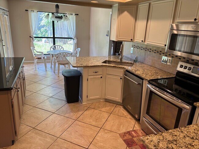Photo - Beautifully Spacious Home in Warr Acres wi...
