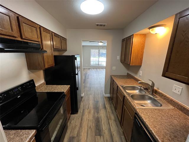 Photo - 1506 Parkside Dr