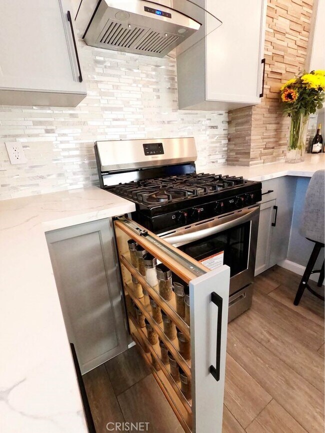 Photo - 7302 Ponce Ave