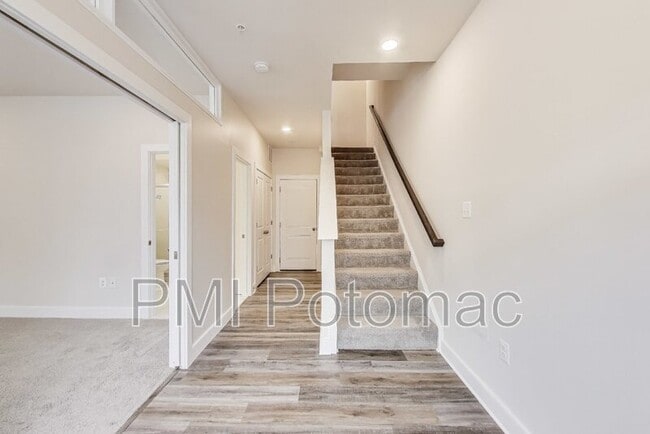 2547 Auden Dr