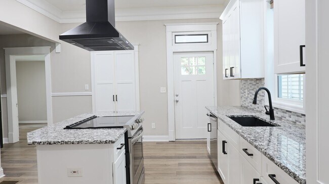 Photo - 1827 Culbertson Ave