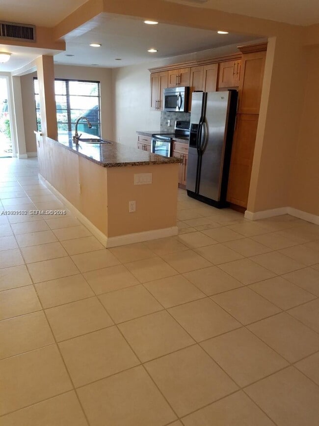 Photo - 2750 N 34th Ave