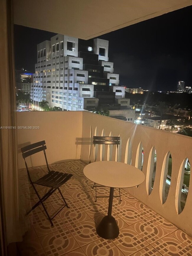 Photo - 625 Biltmore Way Unit 805