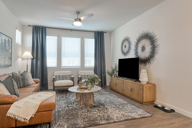 Building Photo - Ascend on Potranco