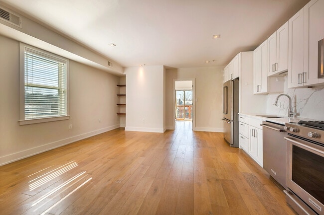 Photo - 5110 Fort Totten Dr NE Unit 5