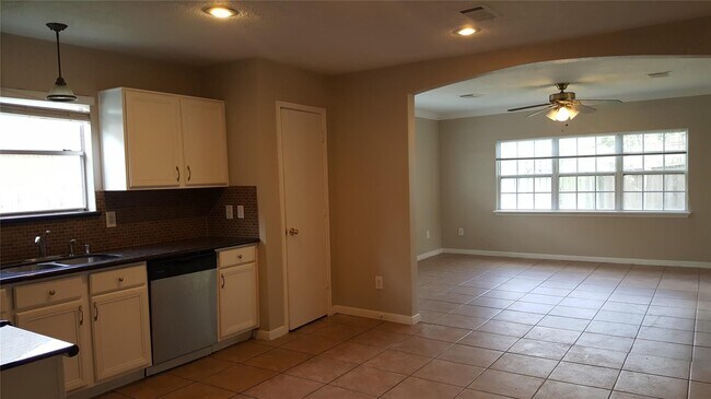 Photo - 2602 Desert Sage Dr
