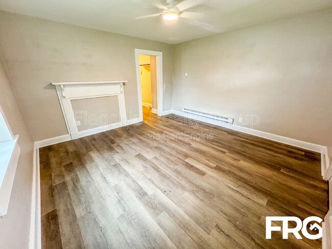 Photo - 804 Bancroft Ave