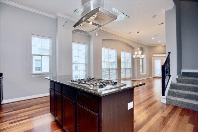 Photo - 114 Heights Blvd