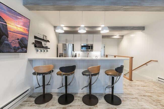 Photo - 36 RC Unidad 36 Racquet Club