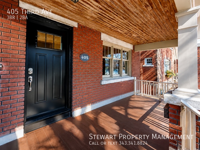 Photo - 405 Third Ave