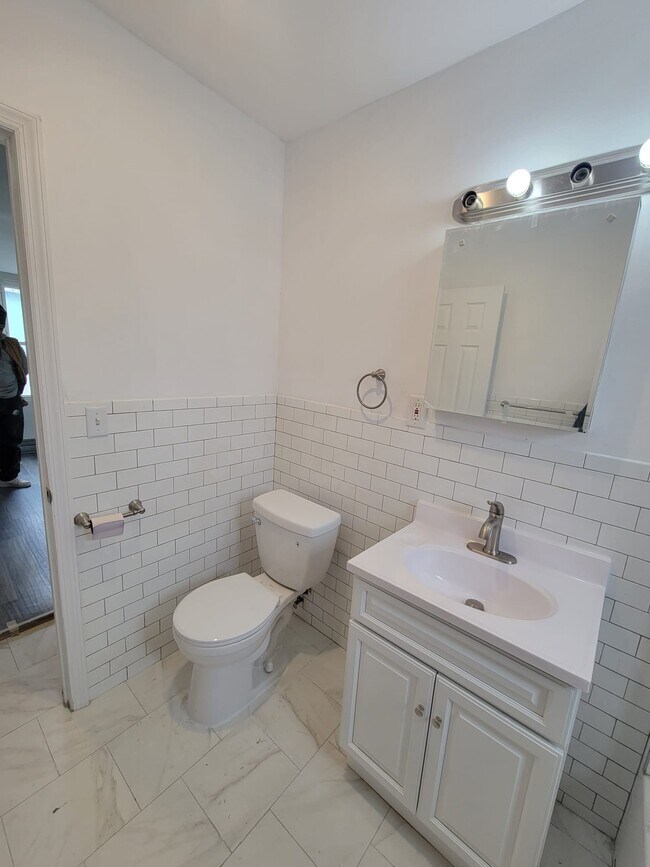 Photo - 1323 McBride St Unidad 2