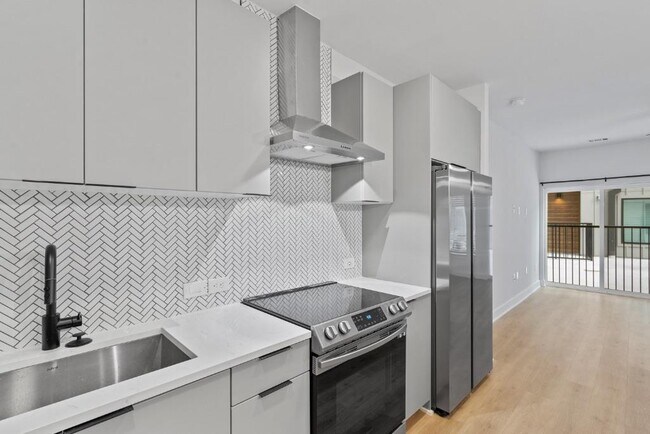 Photo - 2500 Longview St Unit 105
