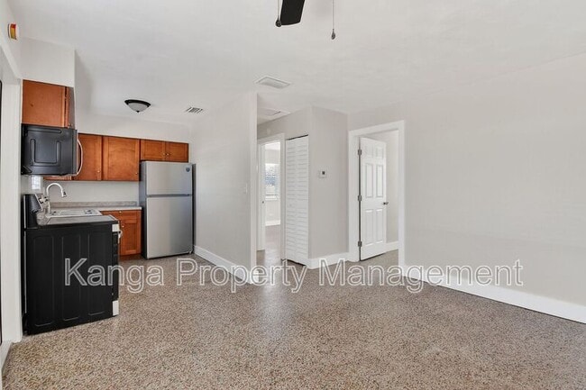 Photo - 58 W 27th St Unit 2