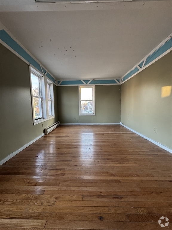 Building Photo - 3 Arlington St Unit 1 Rental