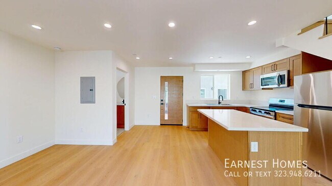 Photo - 6445 Satsuma Ave