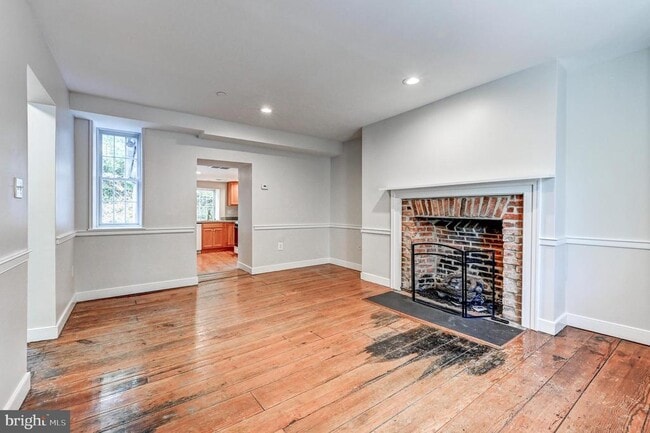 Photo - 802 Oella Ave