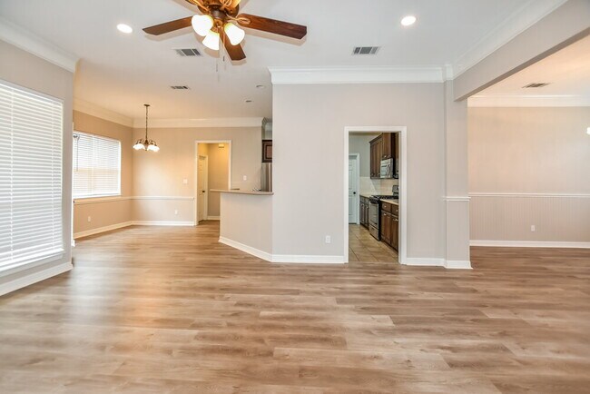 Photo - 106 Stanford St