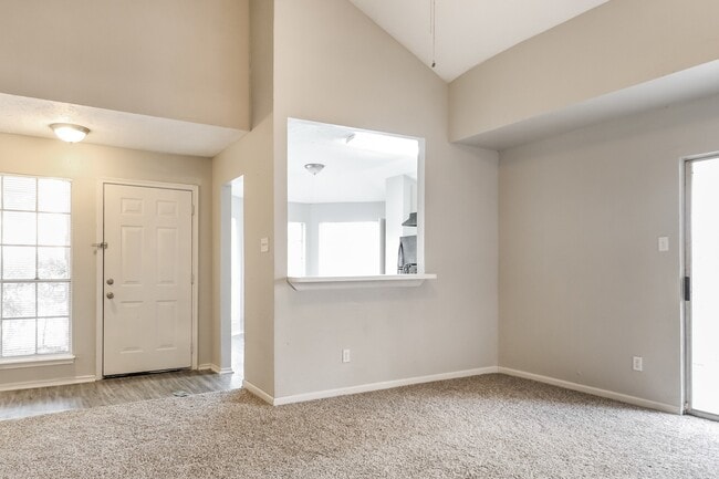 3815 Derbyhall Dr