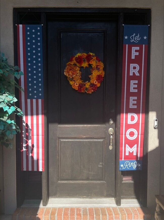 Photo - Beautiful 4/3 Family Home in Quiet Neighborhood