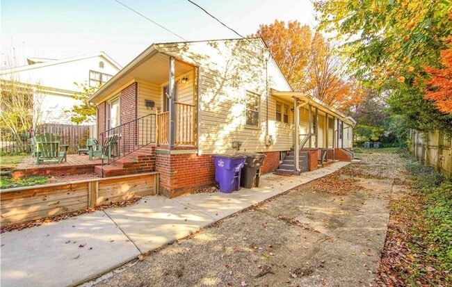 Photo - 3/ 2 Home for Rent