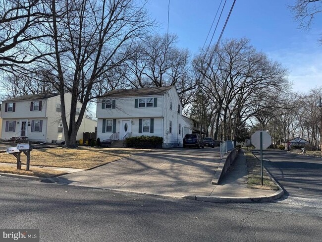 Building Photo - 8743 ORCHARD Ave Rental