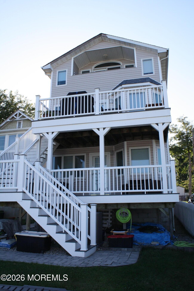 42 Oceanview Ave