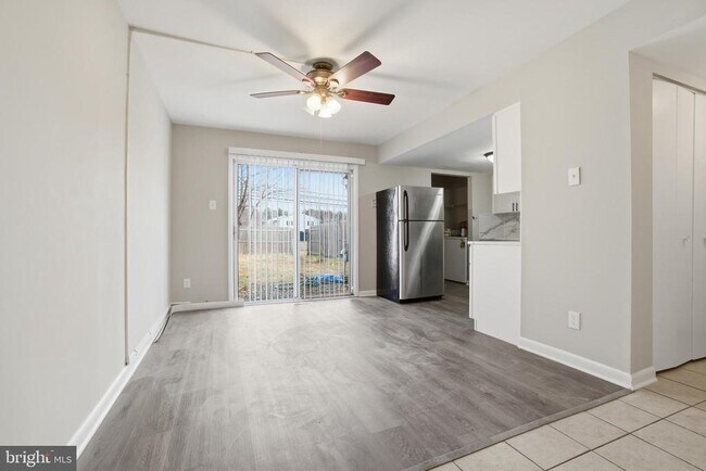 Photo - 33 Milstone Ct