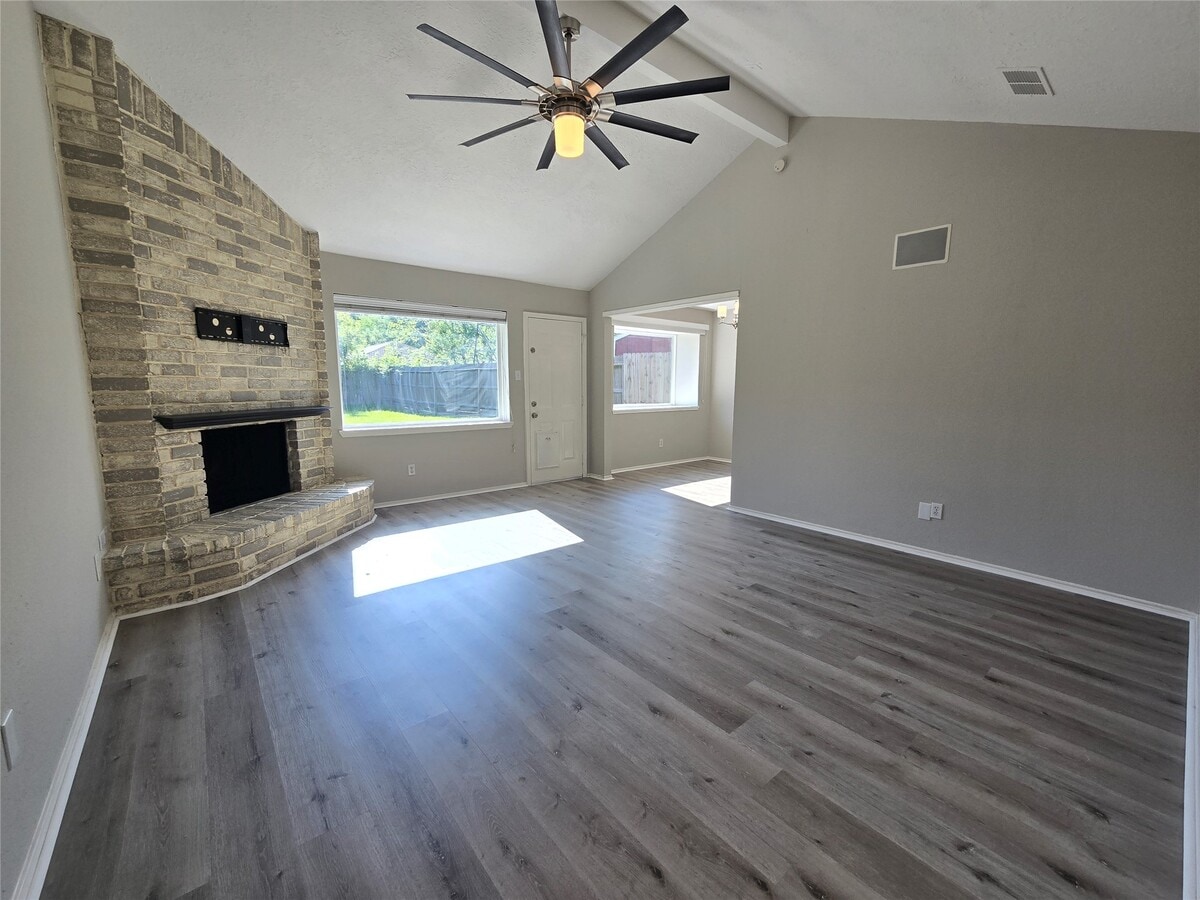 Photo - 22027 Rockgate Dr