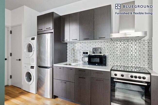 101 E 10th St Unit SI FL7-ID326