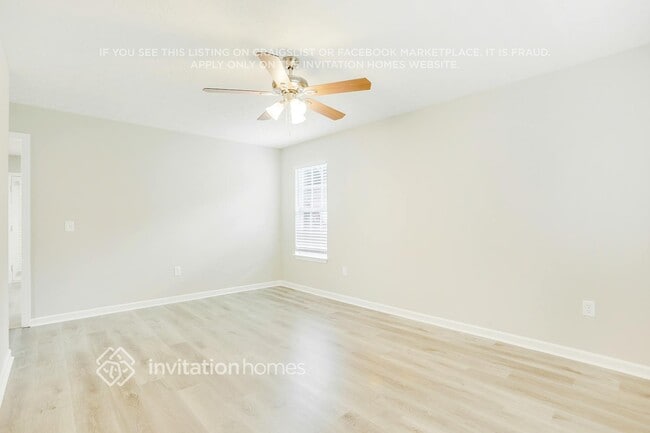 Photo - 7028 Branch Crossing Way