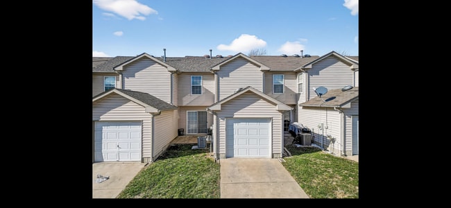 Photo - 390 Montclair Tower Dr