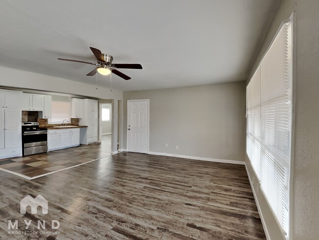 Photo - 3613 40th St