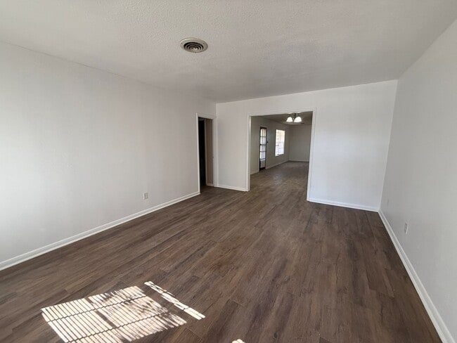 Photo - 4425 Conley Ave