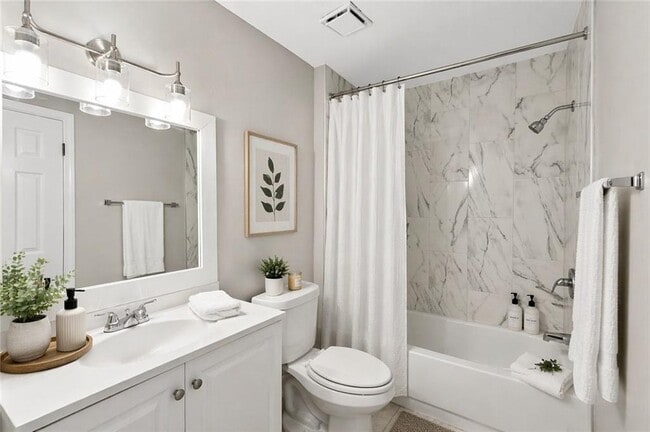 Photo - 3837 Moran Way