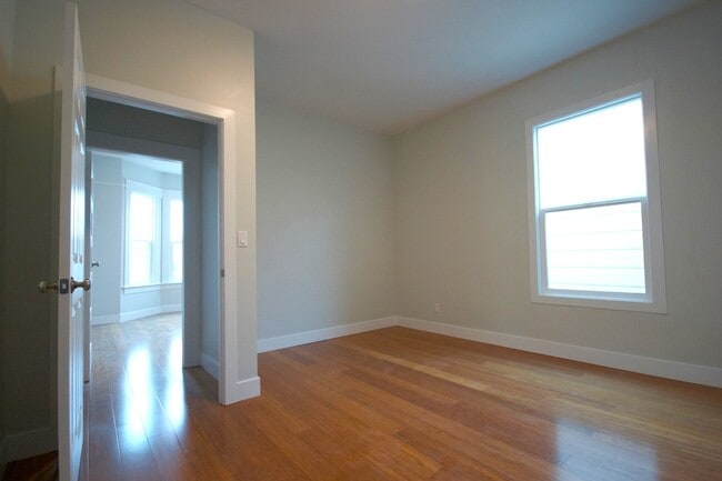 Bedroom 2 - 26 San Carlos St Unit 26