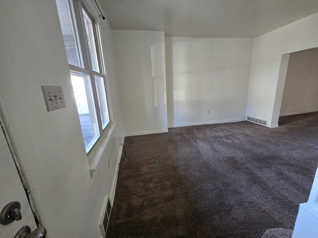 Photo - 1703 Soles St